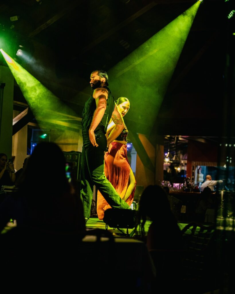 392747957_825085329309413_1194109859021446846_n