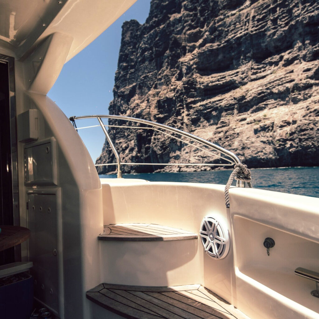 92b3ca20-f7f5-4219-b74c-183e1a40a36d