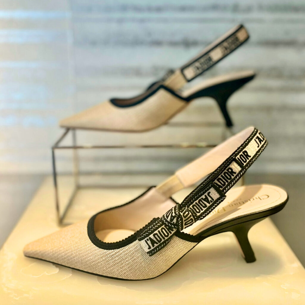 a144c43b-5e21-426b-9f5e-2c895ff843b0