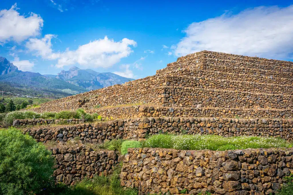 piramides-de-Guimar-tenerife-1024x680.jpg